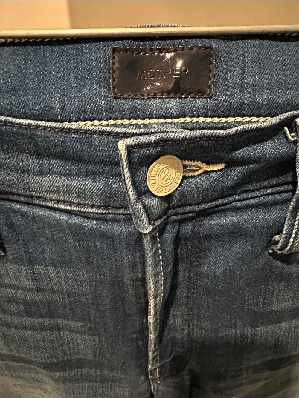 EUC Mother Denim mid rise dazzler crop jean in squeeze it - size 27 $278 retail - Picture 7 of 10